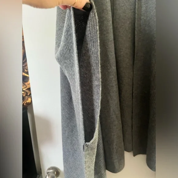 Weekend Stories Poncho - Picture 6 of 8